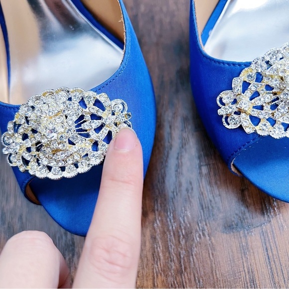 Badgley Mischka • Goodie Peep Toe Pumps satin jeweled Royal Blue Silk crystal - Picture 11 of 13